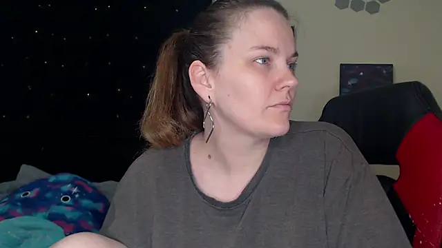 ToxicLilly online show from 03/10/25, 10:15