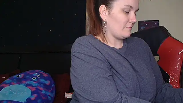 ToxicLilly online show from 10/12/25, 07:40