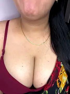 Zoya Varma004 online show from 12/14/25, 05:57