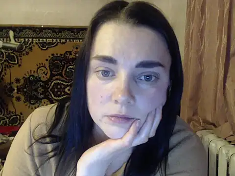 Snapshot of AlisaLaDiva chatting on 03/03/25, 08:54 AlisaLaDiva online show from 03/03/25, 08:54