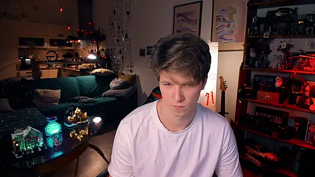 Snapshot of Breston_Sweet chatting on 12/28/24, 06:50 Breston Sweet online show from 12/28/24, 06:50