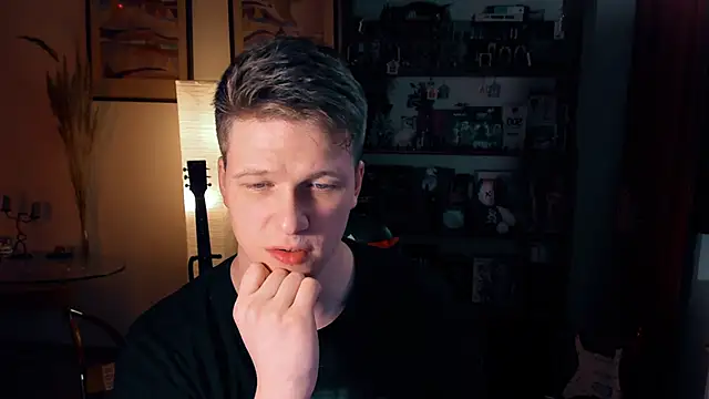 Snapshot of Breston_Sweet chatting on 02/12/25, 07:45 Breston Sweet online show from 02/12/25, 07:45