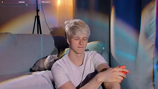 Snapshot of Breston_Sweet chatting on 10/21/25, 07:47 Breston Sweet online show from 10/21/25, 07:47