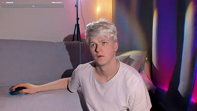 Snapshot of Breston_Sweet chatting on 10/23/25, 03:06 Breston Sweet online show from 10/23/25, 03:06