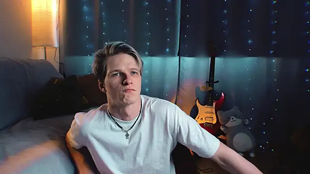 Snapshot of Breston_Sweet chatting on 03/06/26, 12:01 Breston Sweet online show from 03/06/26, 12:01