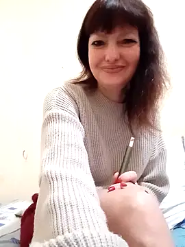 Snapshot of TiAmorre chatting on 10/31/25, 01:39 TiAmorre online show from 10/31/25, 01:39