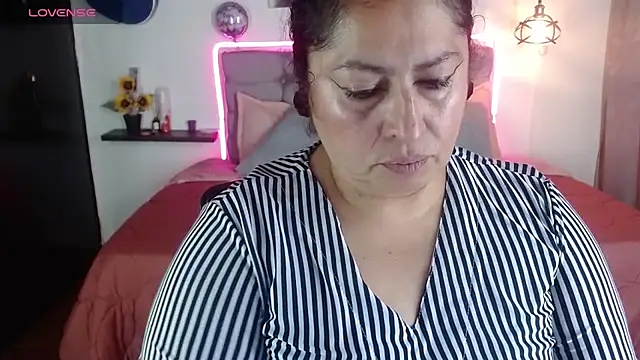 Snapshot of Keyla01_ chatting on 07/29/26, 05:33 Keyla01 online show from 07/29/26, 05:33