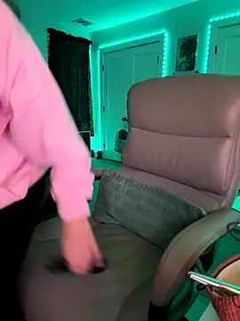 sage love online show from 12/04/24, 02:20