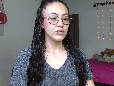 Snapshot of Olivia_Bright chatting on 03/02/26, 07:10 Olivia Bright online show from 03/02/26, 07:10