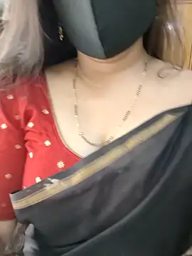 Snapshot of yoursana- chatting on 02/21/26, 04:02 yoursana- online show from 02/21/26, 04:02