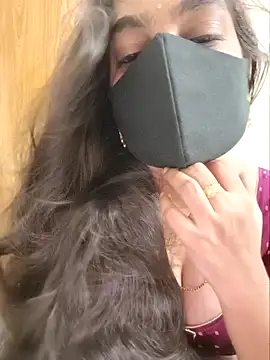 Snapshot of yoursana- chatting on 03/15/26, 04:35 yoursana- online show from 03/15/26, 04:35