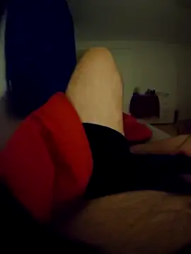 Snapshot of anonymus9006 chatting on 09/18/25, 08:11 anonymus9006 online show from 09/18/25, 08:11