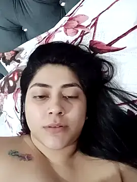 lucy26  online show from 02/05/25, 04:06