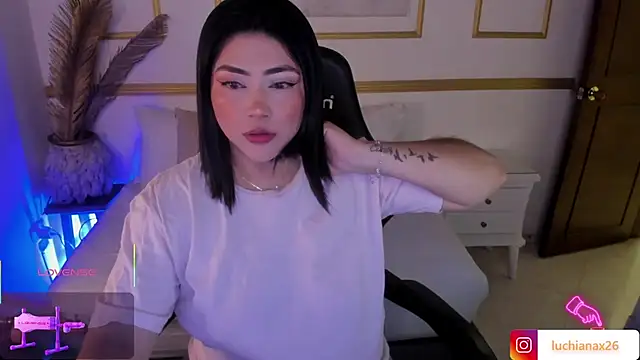 lucy26  online show from 02/26/25, 02:15