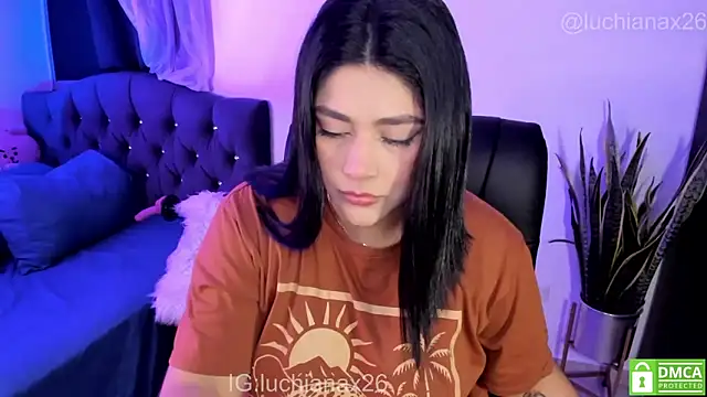 Snapshot of lucy26_ chatting on 04/21/26, 03:13 lucy26 online show from 04/21/26, 03:13