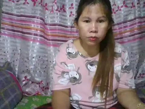 Snapshot of simplewild_mom chatting on 02/09/26, 12:20 simplewild mom online show from 02/09/26, 12:20