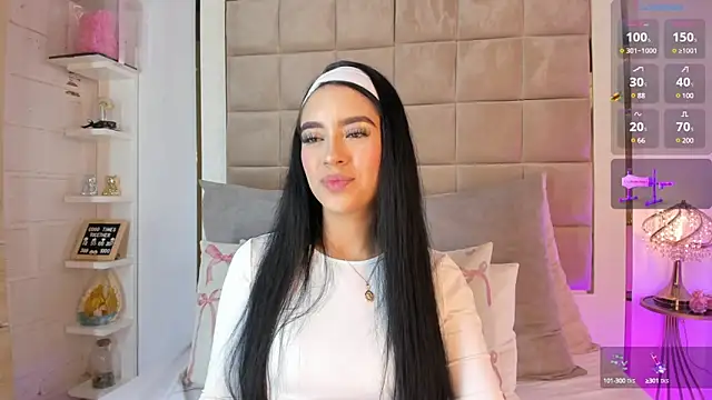 Victoria adaams online show from 01/21/25, 09:46