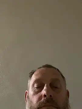 Snapshot of GHsveter chatting on 05/09/26, 06:35 GHsveter online show from 05/09/26, 06:35