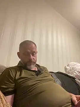 Snapshot of GHsveter chatting on 06/07/26, 07:50 GHsveter online show from 06/07/26, 07:50