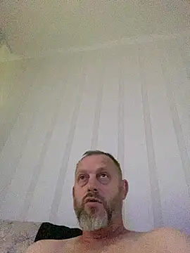Snapshot of GHsveter chatting on 06/18/26, 09:25 GHsveter online show from 06/18/26, 09:25
