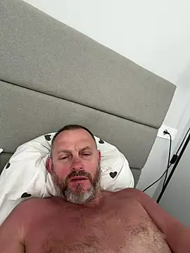 Snapshot of GHsveter chatting on 07/28/26, 12:48 GHsveter online show from 07/28/26, 12:48