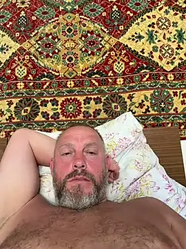 Snapshot of GHsveter chatting on 08/05/26, 08:17 GHsveter online show from 08/05/26, 08:17