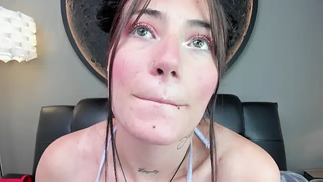 miss sharlotte18 online show from 03/11/25, 06:08