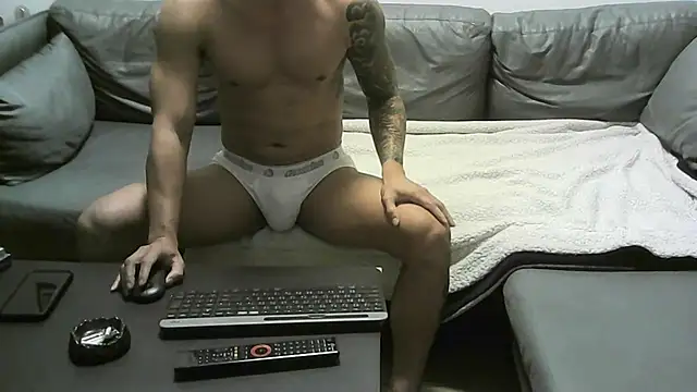 Snapshot of CKBE2021 chatting on 01/13/25, 10:24 CKBE2021 online show from 01/13/25, 10:24