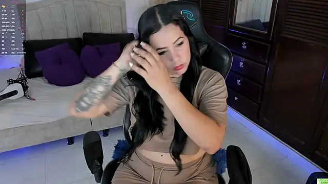 Bianka olivetto021 online show from 12/17/25, 02:39