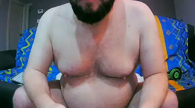 Snapshot of txan9876 chatting on 12/18/24, 02:21 txan9876 online show from 12/18/24, 02:21