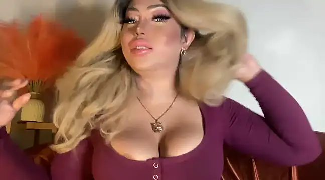 BigDominaMia online show from 02/06/25, 05:25