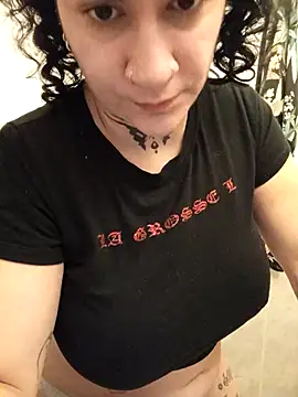 callmelouve online show from 10/22/25, 12:38