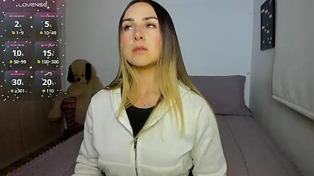 sophi mooreno online show from 06/26/26, 03:11