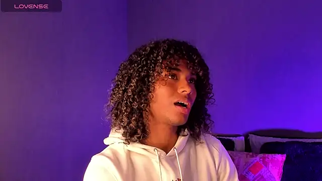 Snapshot of Lucas_eevans chatting on 01/16/25, 03:35 Lucas eevans online show from 01/16/25, 03:35