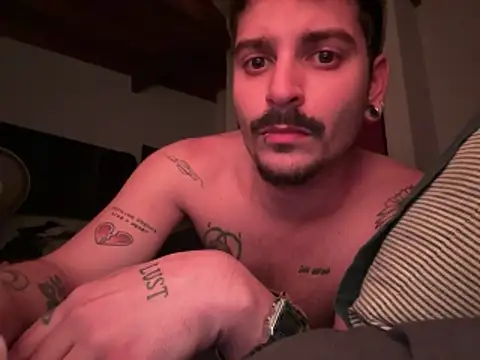 Snapshot of mrtnivnn chatting on 02/08/26, 12:03 mrtnivnn online show from 02/08/26, 12:03