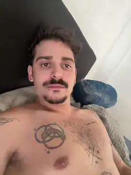 Snapshot of mrtnivnn chatting on 03/08/26, 02:43 mrtnivnn online show from 03/08/26, 02:43