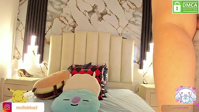 mollieblue69 online show from 02/09/25, 12:30