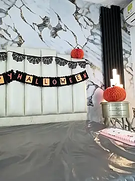 mollieblue69 online show from 10/29/25, 01:02