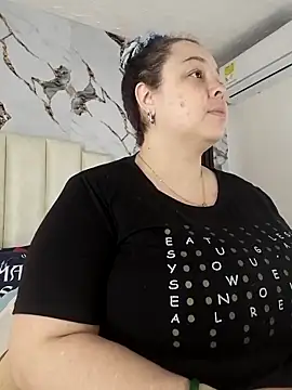 mollieblue69 online show from 11/04/25, 12:59