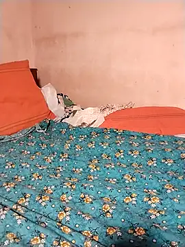 Snapshot of tharu_sweet chatting on 12/18/25, 06:25 tharu sweet online show from 12/18/25, 06:25