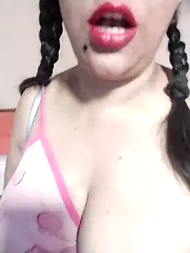 Snapshot of tharu_sweet chatting on 05/04/26, 05:36 tharu sweet online show from 05/04/26, 05:36