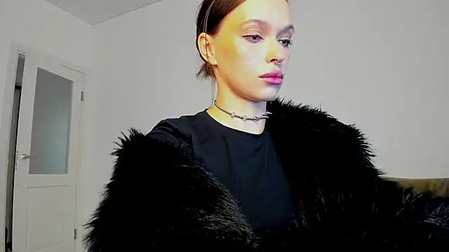 Kossie  online show from 10/23/25, 06:39