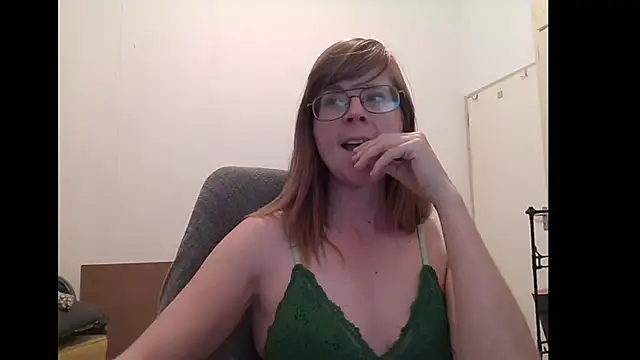 SavannaGirly online show from 06/03/26, 06:24