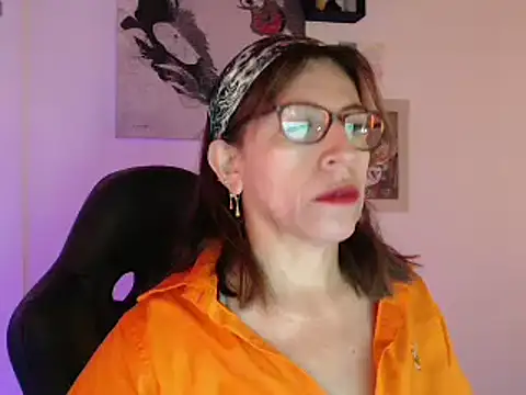 Chayla Ruiz online show from 02/11/25, 01:41