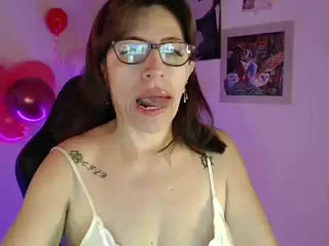 Chayla Ruiz online show from 02/14/25, 01:08