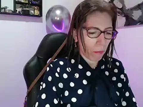 Chayla Ruiz online show from 02/25/25, 10:29