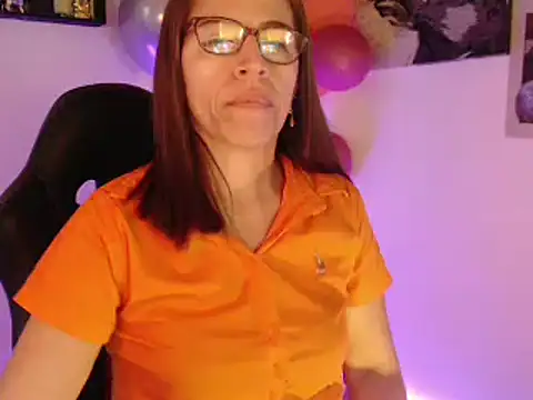 Chayla Ruiz online show from 03/08/25, 04:50