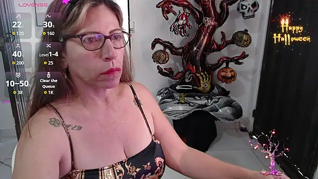 Chayla Ruiz online show from 10/29/25, 03:36