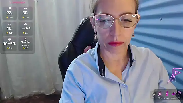 Chayla Ruiz online show from 04/27/26, 12:25
