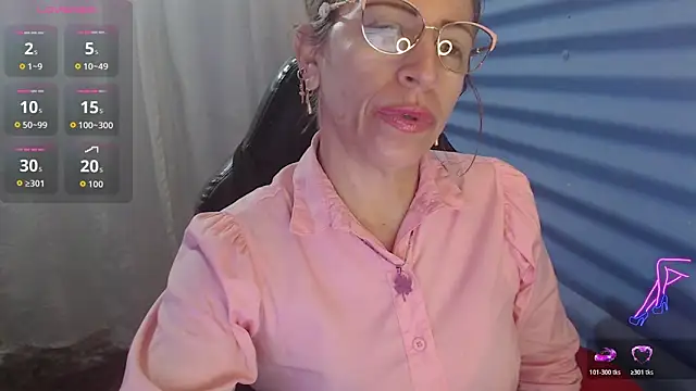 Snapshot of Chayla_Ruiz chatting on 05/26/26, 01:29 Chayla Ruiz online show from 05/26/26, 01:29